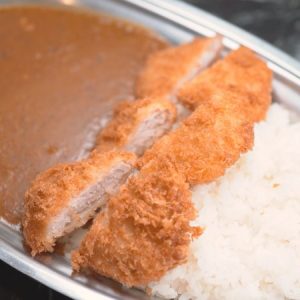 『期間限定‼』渋谷で昼から1000円で食べられる贅沢お肉定食【SIX KITCHEN】